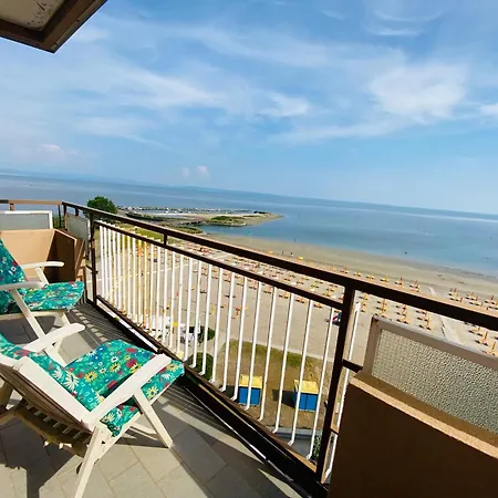Claudia & Ritz Palace Apartment Grado
