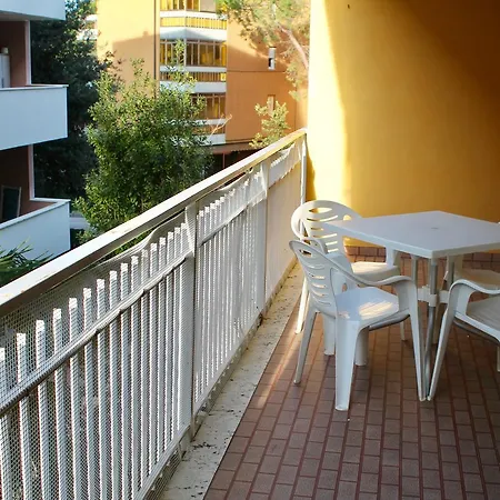 Apartment Claudia & Ritz Palace Grado